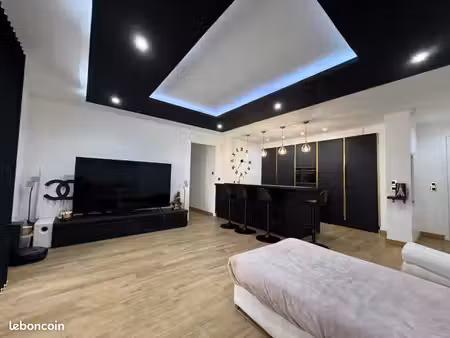 appartement 4 pièces 75 m²