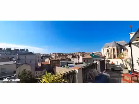 duplex de caractère avec terrasse privative et vue sur notre-dame de la garde - le camas