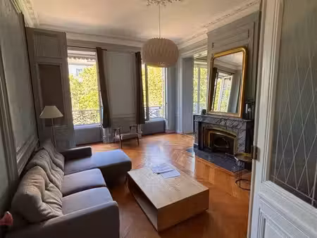 appartement à louer pour 6 mois