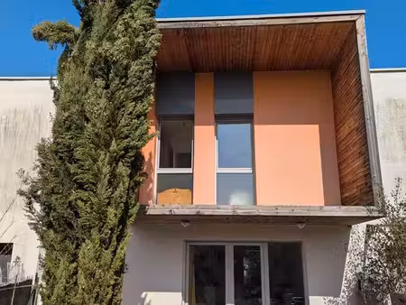 maison 75 m² – 2 jardins – garage – toiture neuve – dpe c – vaulx‑en‑velin village