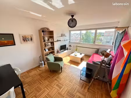 t2 de 45m² – emplacement privilégié à villeurbanne  entre république et gratte-ciel