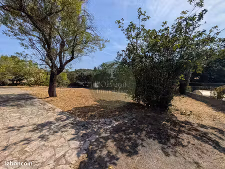 terrain 481 m² la destrousse
