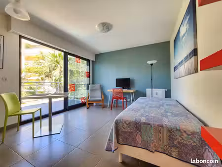 location meublée studio 22 m² nice - haut de cimiez (06100) : 940 cc