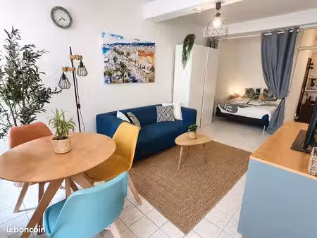 garibaldi 34m2 bail etudiant 925 euros charges comprises avec eau froide et wifi