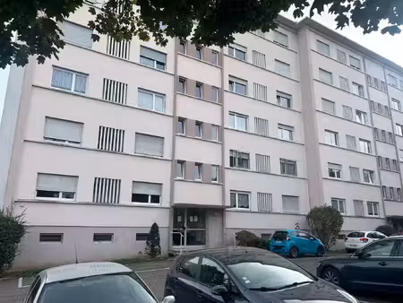illzach f2 dans résidence