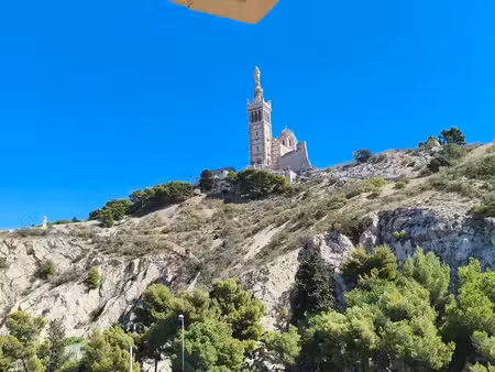 superbe t4 de 67 m² avec vue d'exception sur notre-dame de la garde – marseille 7e