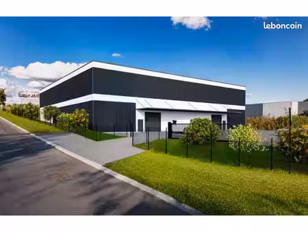 local industriel 1 567 m²