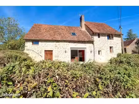 propriété 4 pièces 90 m²