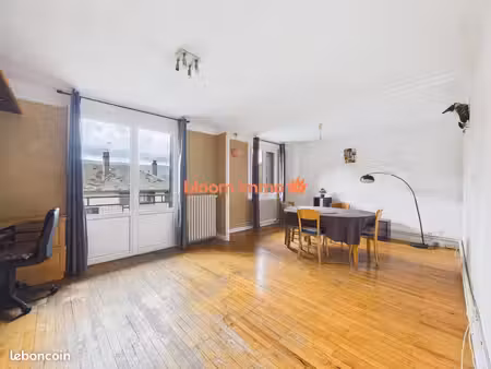 appartement 4 pièces 76 m²