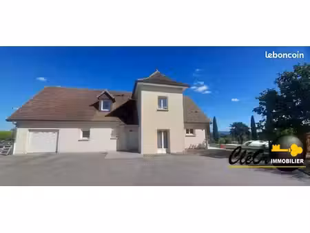 villa 7 pièces 164 m²
