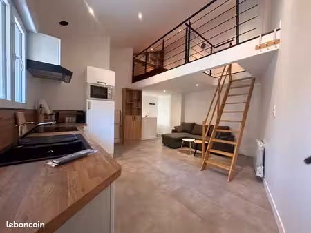 à vendre – charmant duplex entièrement rénové  prêt à vivre