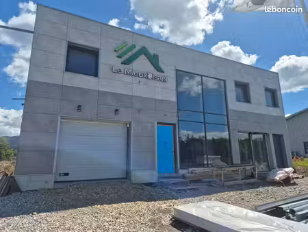 entrepôt brut à louer - 190m2