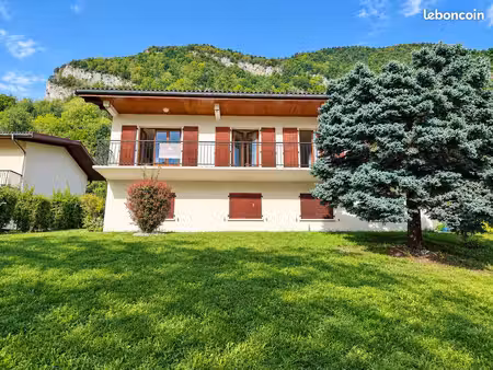 maison 5 pièces 92 m²