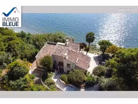 villa 5 pièces 142 m²