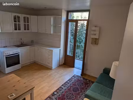 location t2 à l'année meublée au fayet