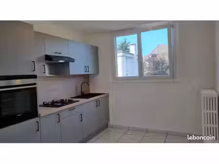 vente t3 ville la grand
