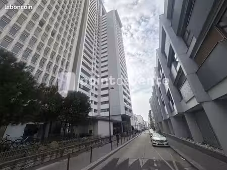 local commercial 80 m²