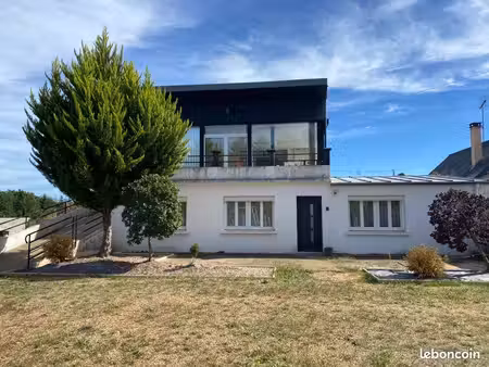 maison 4 chambres + bureau – dpe c – 2 garages – terrain 1 268 m²