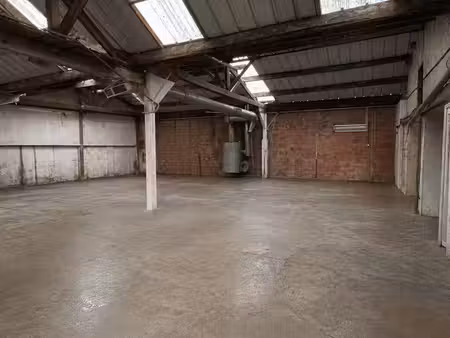 local 320 m² le mans
