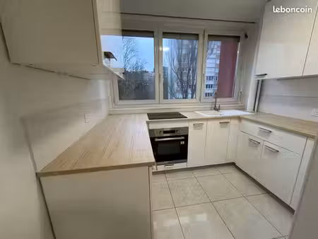 appartement f3 hôtel de ville de sotteville