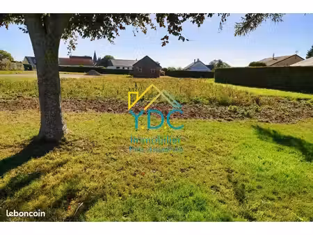 terrain 701 m² auzebosc