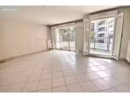 appartement 4 pièces 113 m²
