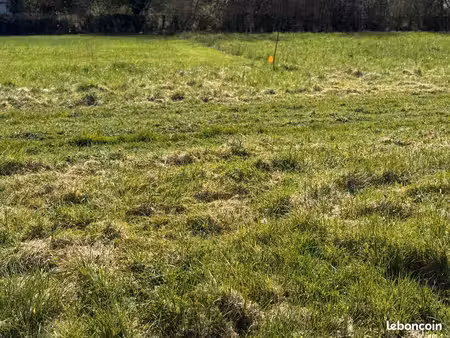 terrain 2 311 m² croisy sur andelle