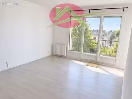 studio 2 pièces 32 m²