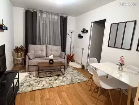 studio standing meublé – proche gare de melun – aucun vis-à-vis