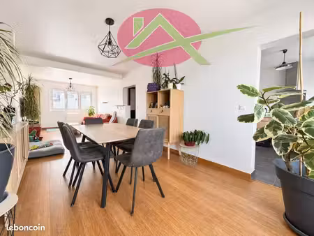 appartement 3 pièces 64 m²