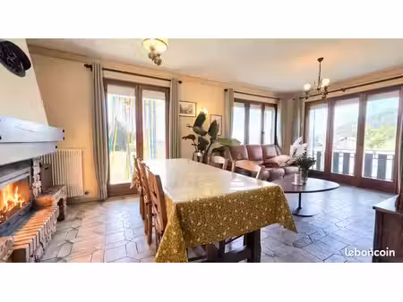maison 7 pièces 142 m²