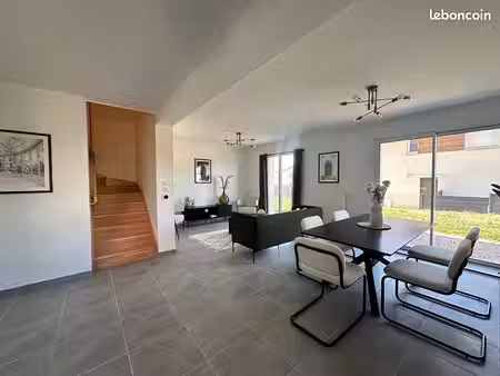 maison 4 pièces 94 m²