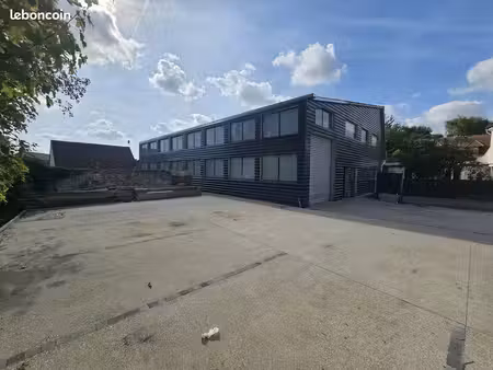 entrepot independant 970m2 juilly 77230