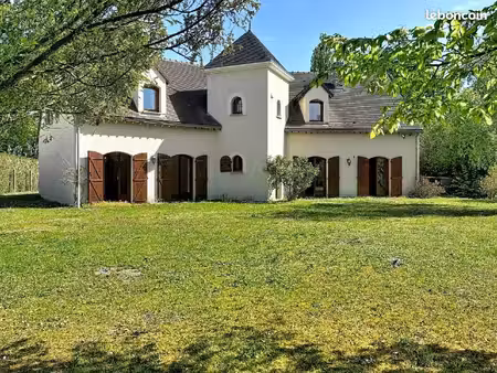 maison 6 pièces 166 m²