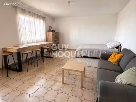 studio 1 pièce 35 m²