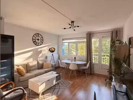appartement 3 pièces 55m2