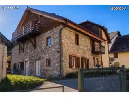 maison de caractère 3 appartements