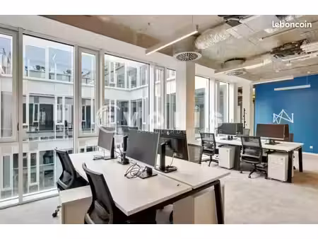 bureau 2 687 m²
