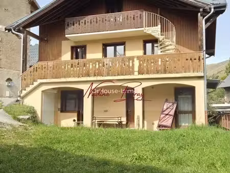chalet 7 pièces 150 m²