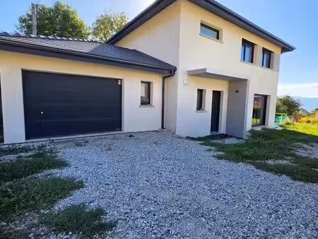 maison 5 pièces 122 m²