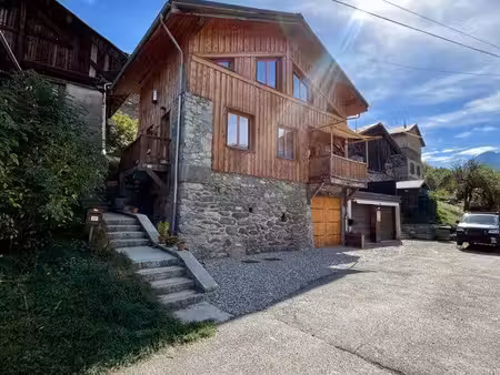 maison de village entièrement rénovée