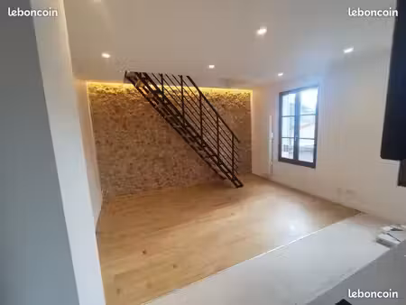 limitrophe versailles – 2 pièces en duplex entièrement rénové