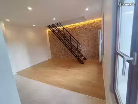 le chesnay – limitrophe versailles notre-dame – 2 pièces en duplex – entièrement rénové