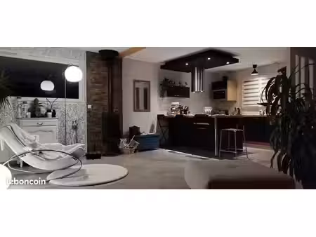 maison 93 m2 à drumettaz-clarafond 73