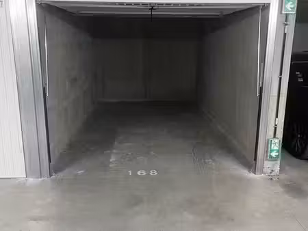 garage à louer - résidence sécurisée