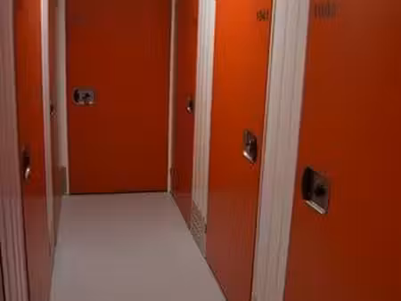 ? box stockage sécurisé 2 5m² - annecy centre (gare)