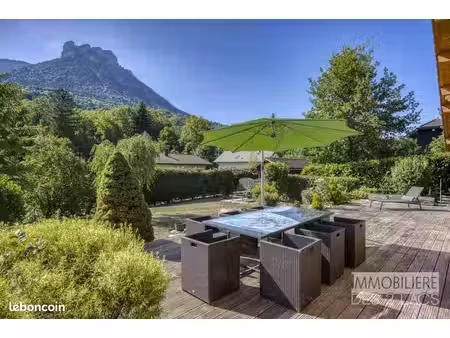 chalet 6 pièces 130 m²