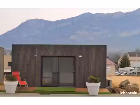 location magnifique bureau indépendant de 16 m² dans une natibox