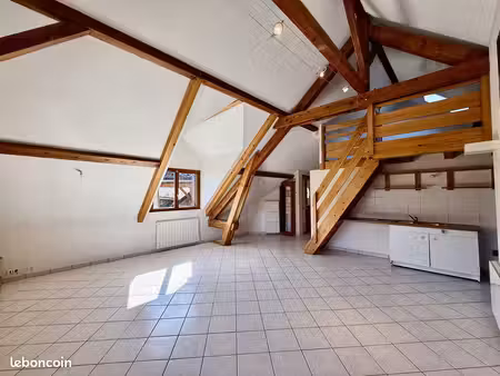 appartement 4 pièces 64 m²