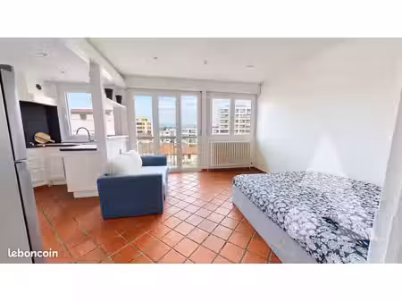 studio 1 pièce 30 m²